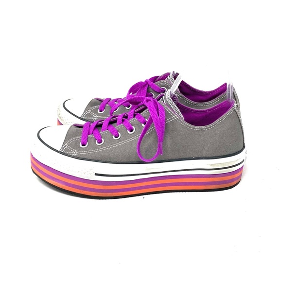 Converse - Picture 1 of 9